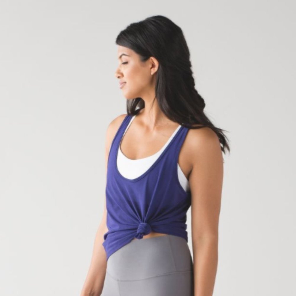LULULEMON - NWOT Get Low Scoop Tank